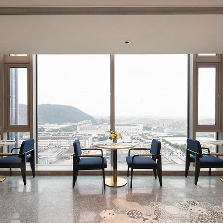 Hilton Garden Inn Shenzhen Airport,Enjoy 24-Hour One Way Free Delivery From Hotel To Shenzhen Baoan Airport On The Hour Exterior photo