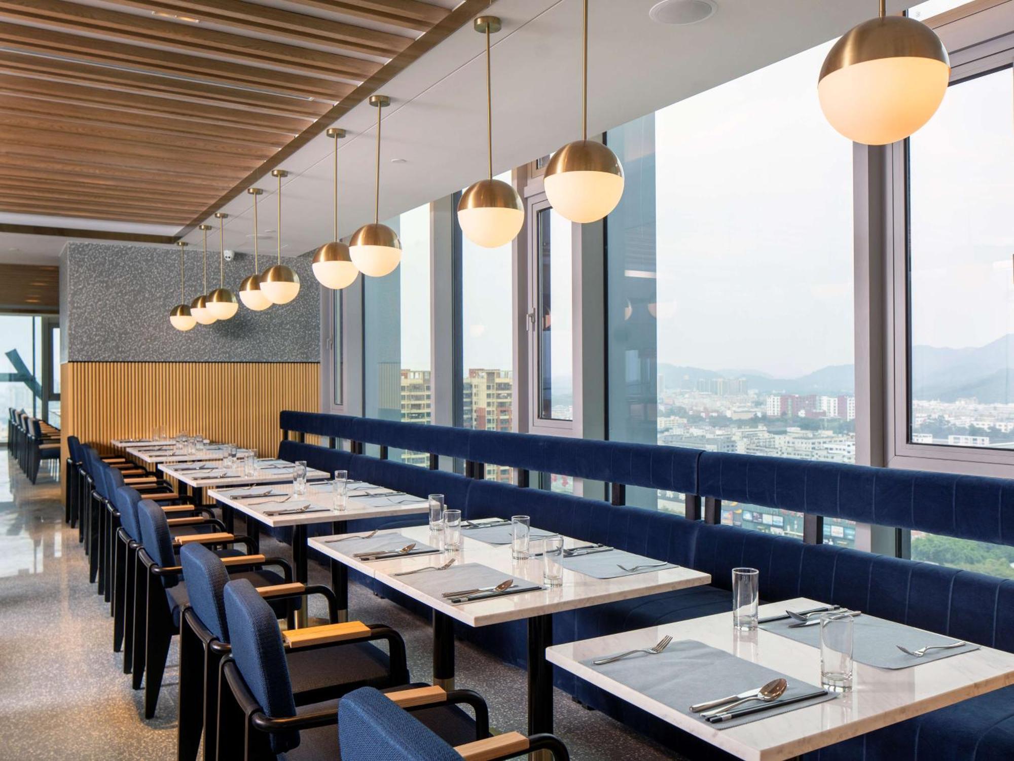 Hilton Garden Inn Shenzhen Airport,Enjoy 24-Hour One Way Free Delivery From Hotel To Shenzhen Baoan Airport On The Hour Exterior photo