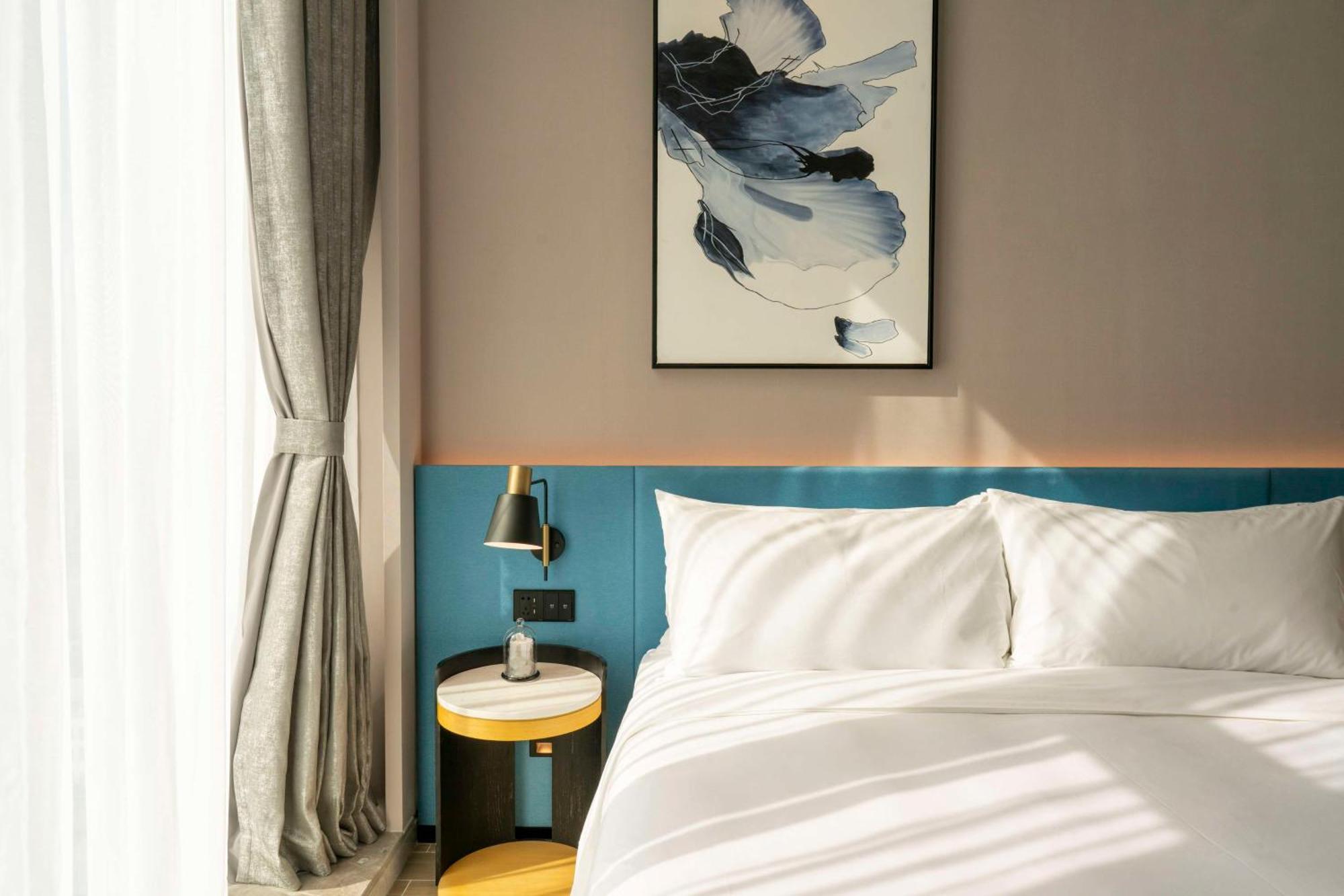Hilton Garden Inn Shenzhen Airport,Enjoy 24-Hour One Way Free Delivery From Hotel To Shenzhen Baoan Airport On The Hour Exterior photo
