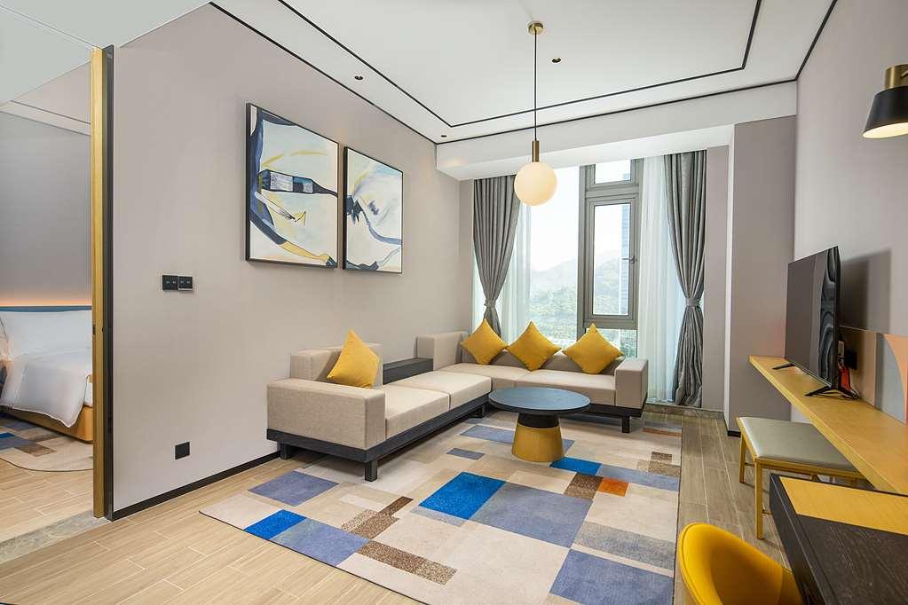 Hilton Garden Inn Shenzhen Airport,Enjoy 24-Hour One Way Free Delivery From Hotel To Shenzhen Baoan Airport On The Hour Room photo